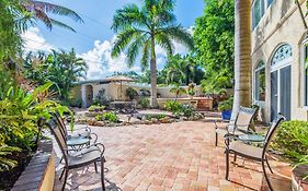 Banyan House Vacation Rentals